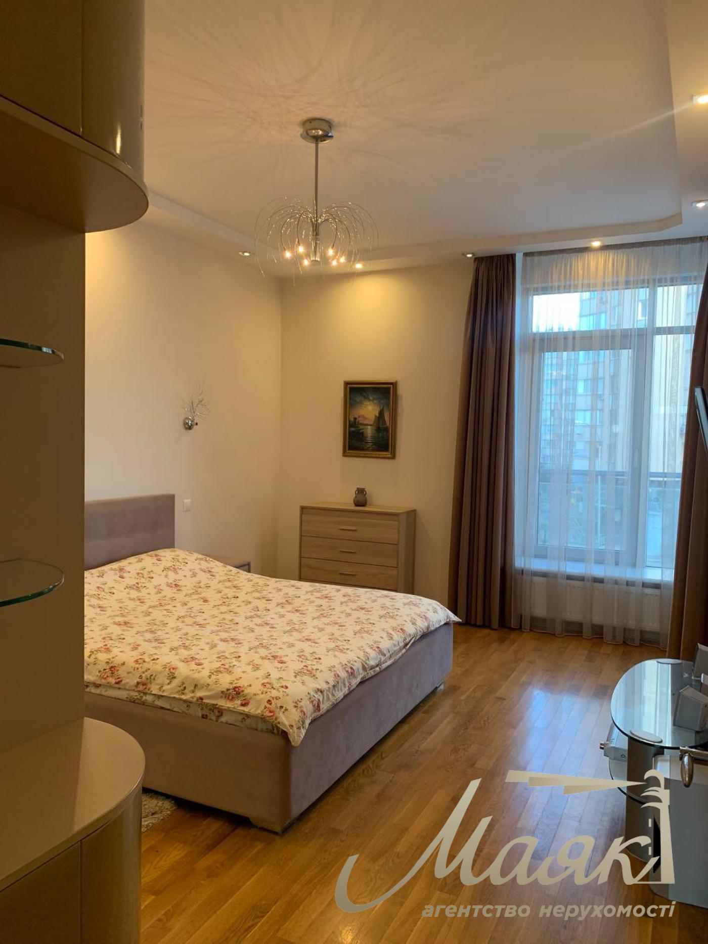 Продаж 3к видової квартири ЖК Рів'єра Ріверсайд, Лівобережна