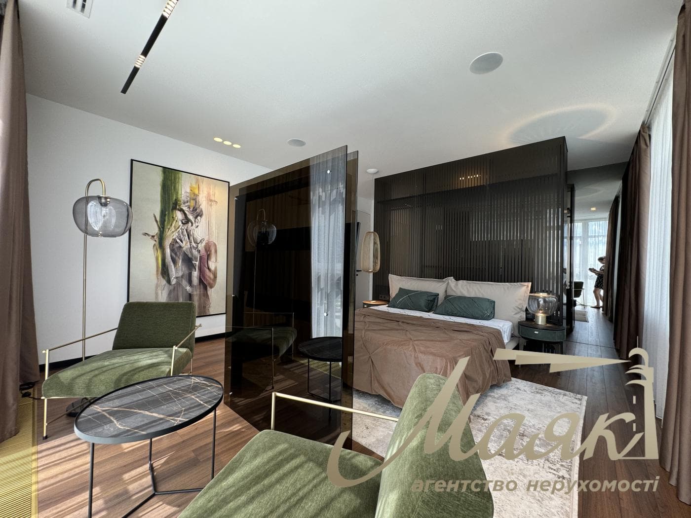 Продажа 3к квартиры 150м2 в ЖК Новопечерские липки, Драгомирова 17, Печерск, Киев