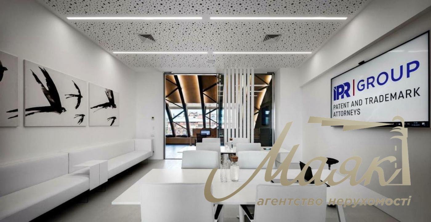 Продаж офісу з орендарем, вул. Тургенєвська