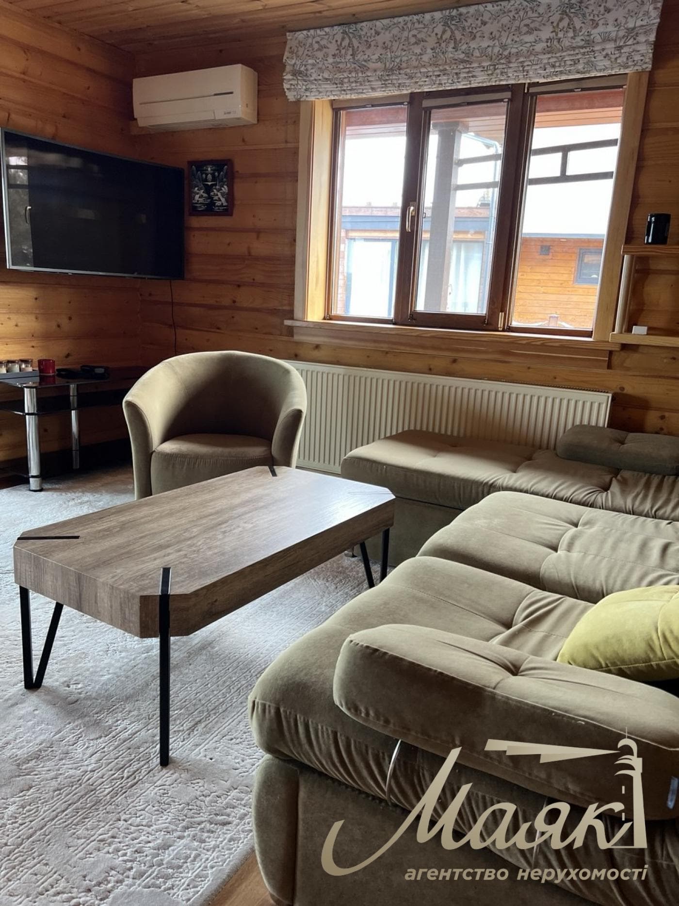 Продаж будинку на воді площею 200 м², 7 соток, Рів'єра-Золоче, Бориспільський район