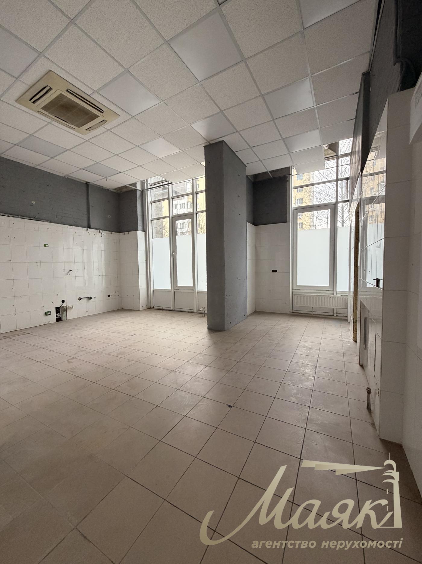 Продажа фасадного помещения ЖК Новопечерские Липки, ул. Верхогляда (Драгомирова)