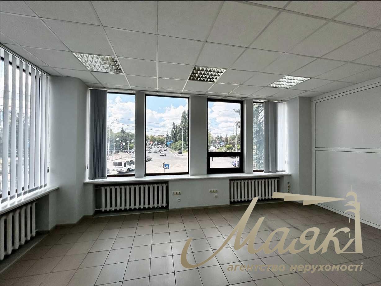 Оренда комерційного приміщення 150м2 в БЦ НЕСТ, Липківського Вокзальна