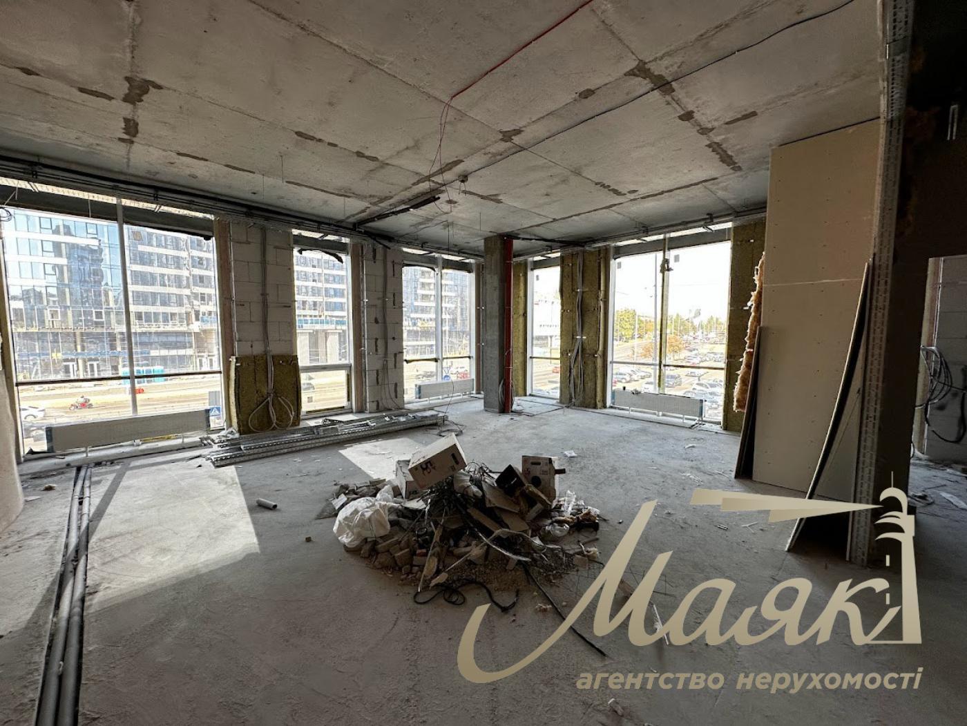 Rent condominium 4200М2 in BC Trinity, 1 Tovarna str., Pechersk