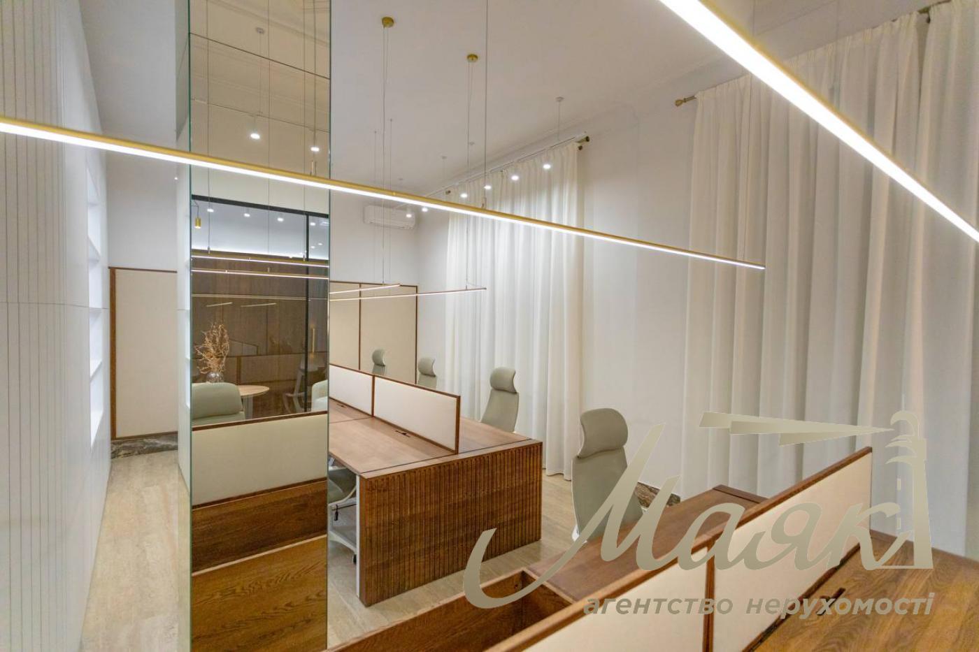 Продаж дизайнерського офісу (120м2) у Центрі вул. Саксаганського 58