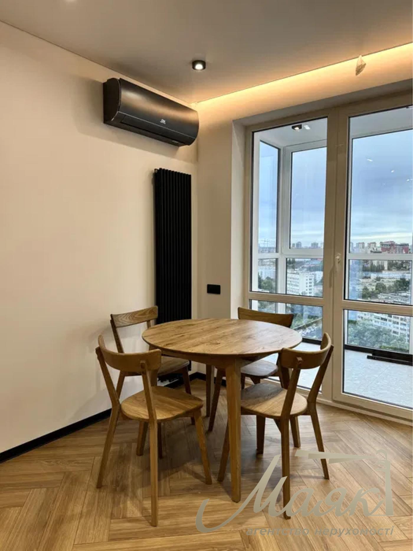 Rent 2 k apartment 50 m², Vasylkivska street, LCD Goloseevsky, metro station Vasylkivska