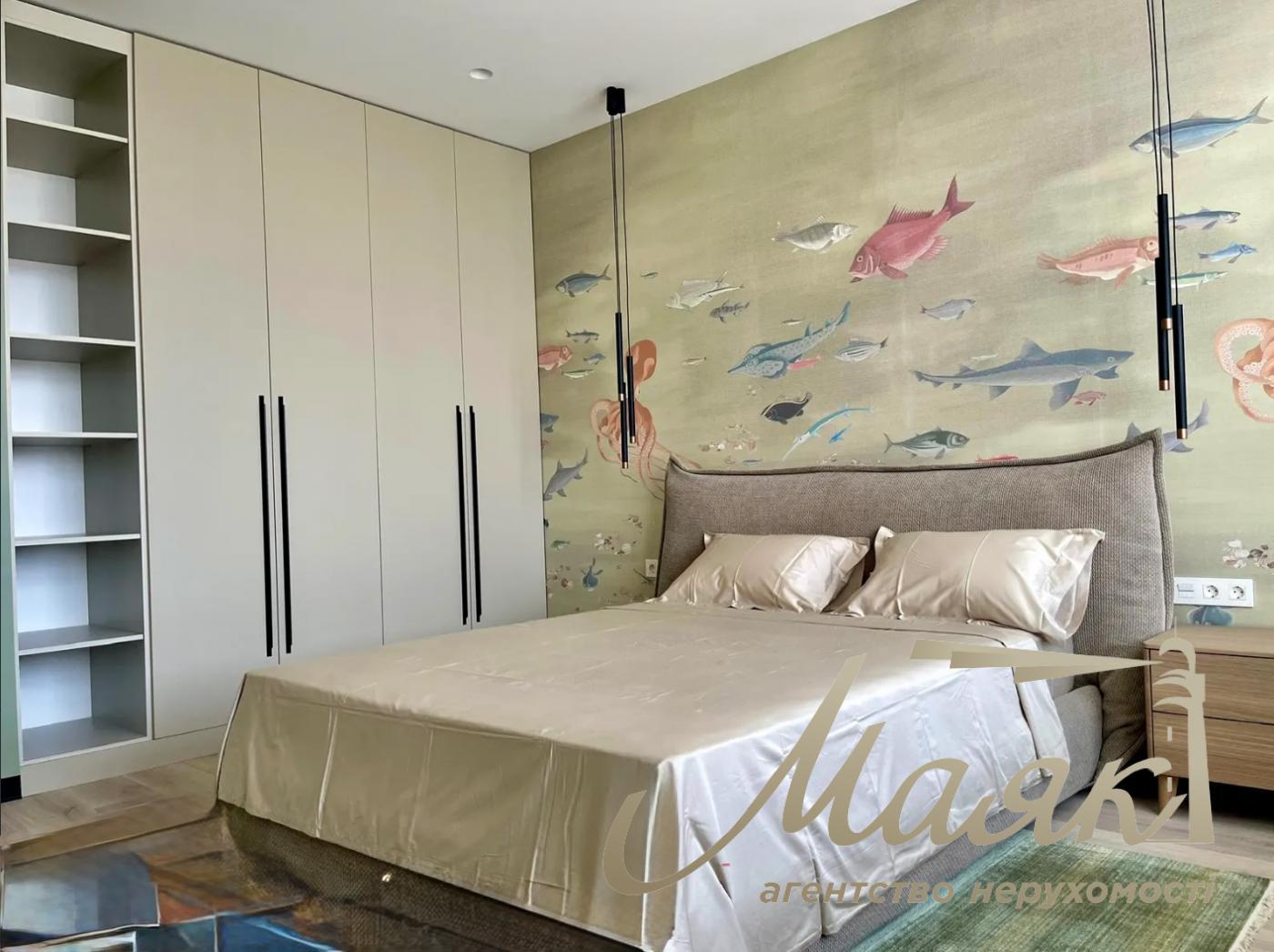 Продаж 4-кімнатної квартири 190м2 в ЖК "Новопечерські Липки" Адреса: вул. Верхогляда (Драгомирова) 15-А, Печерський район, Київ.