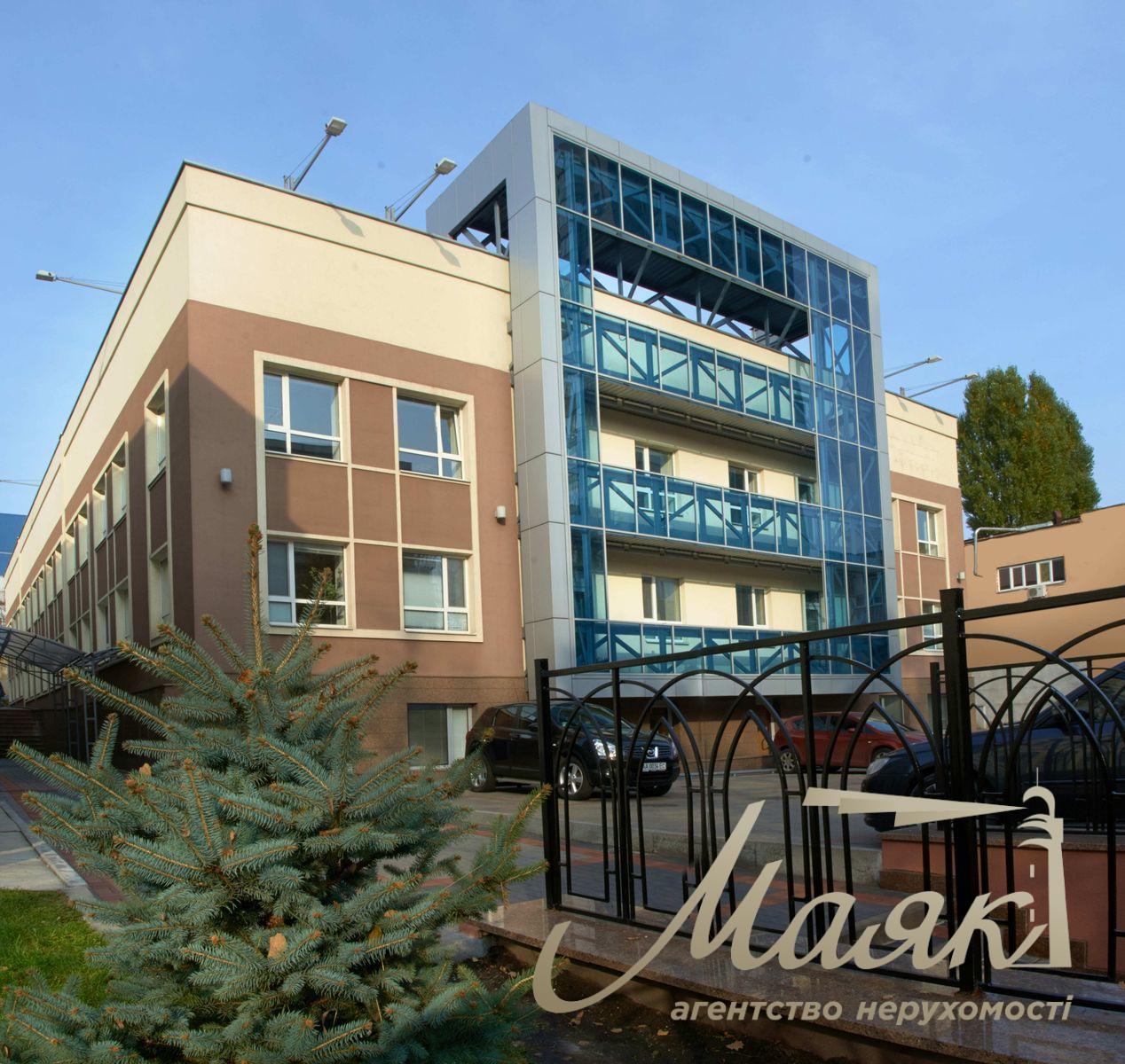 Office space for rent 314m2 in business center, Shulyavskaya