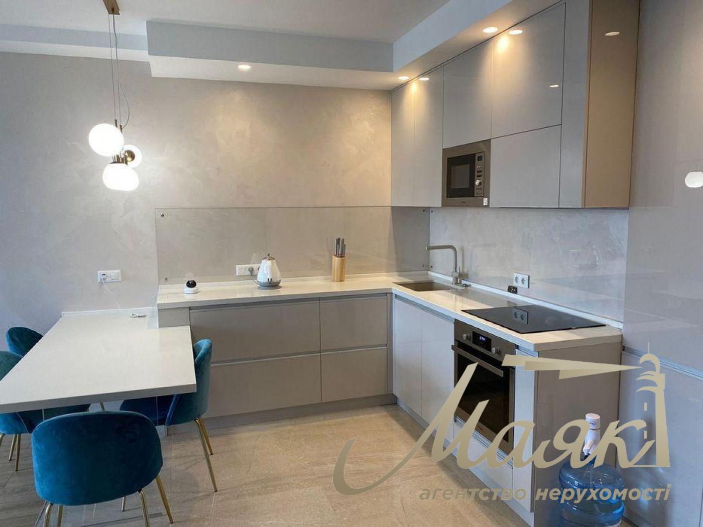 Продається 2-х кімнатна квартира з якісним ремонтом у ЖК Victory V.