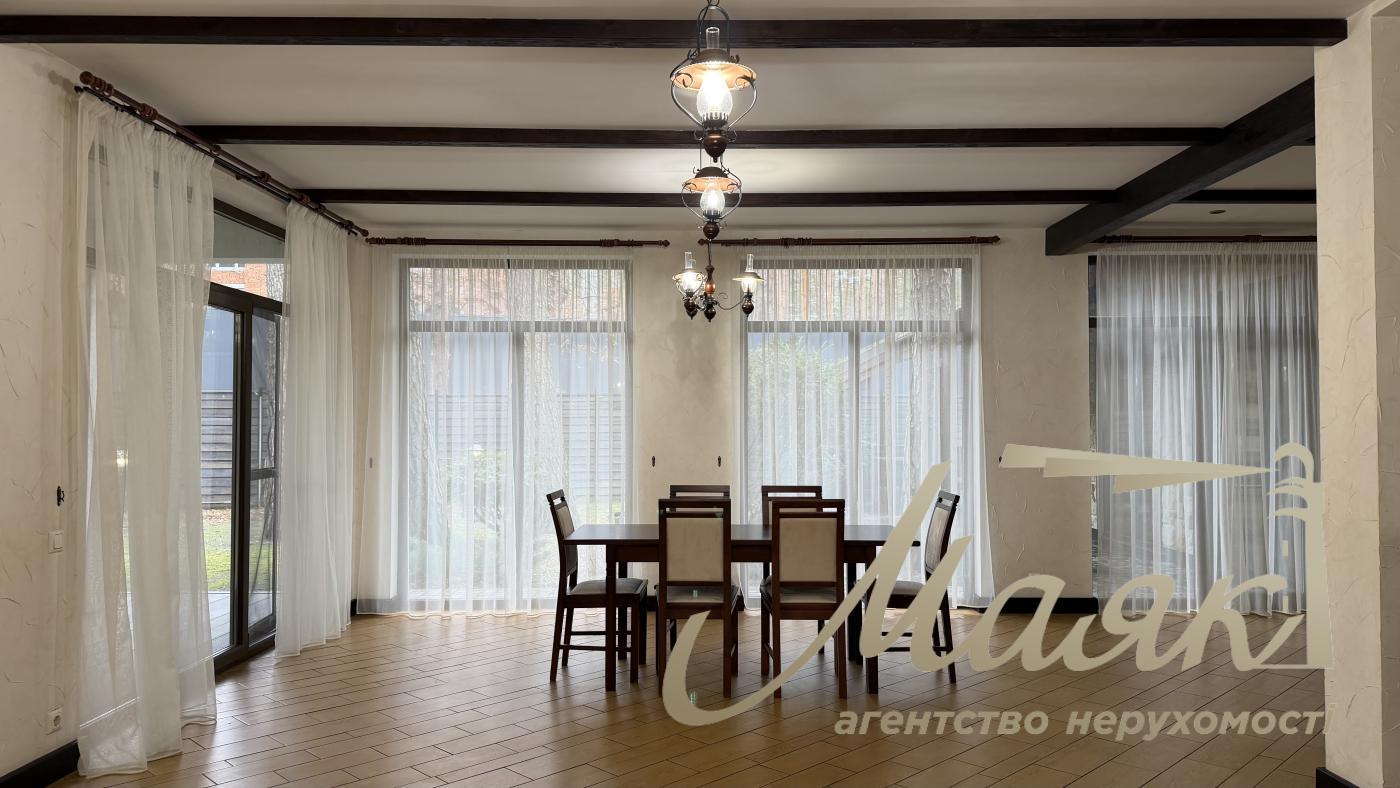 Оренда будинку К.Заспа, Козин, Плюти, оренда будинку в містечку, басейн, ліс, охорона