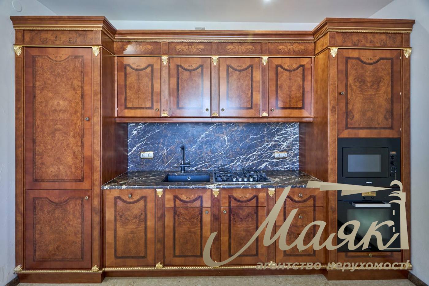 Оренда 4 кімнатної квартири, 163 м, Жилянська 30а, Голосіївський район