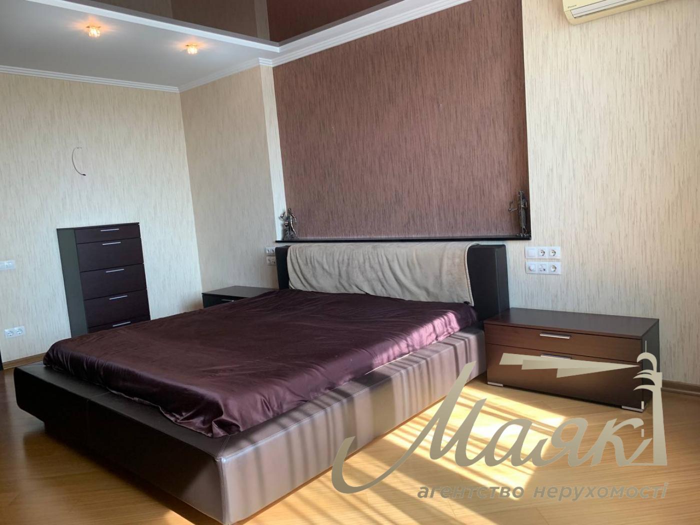 Продаж 4к квартири ЖК Придніпровський, вул. Раїси Окіпної, Лівобережна