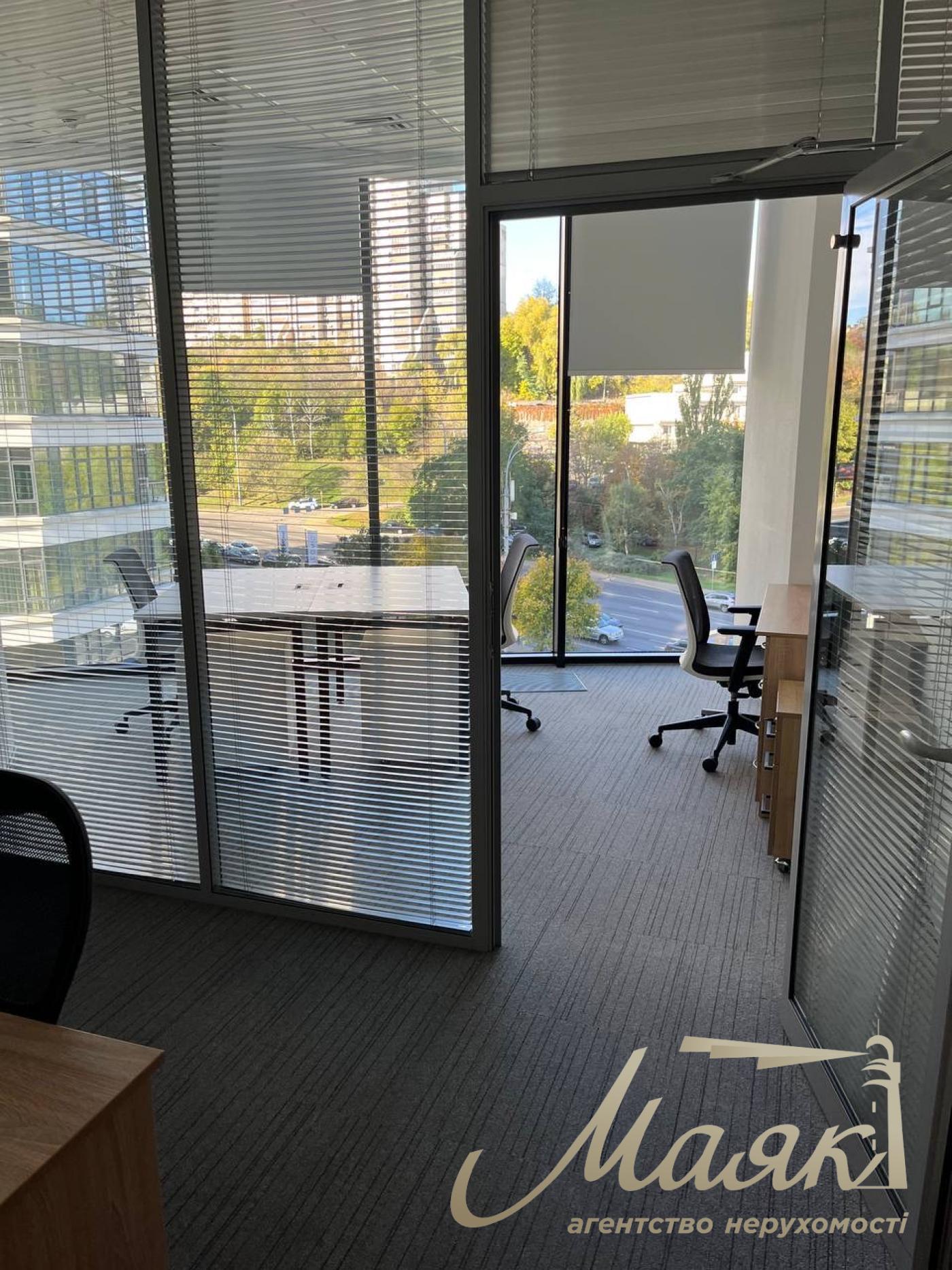 Office for rent 207m2 in BC IQ Bolsunovskaya str. 13-15, Pechersk