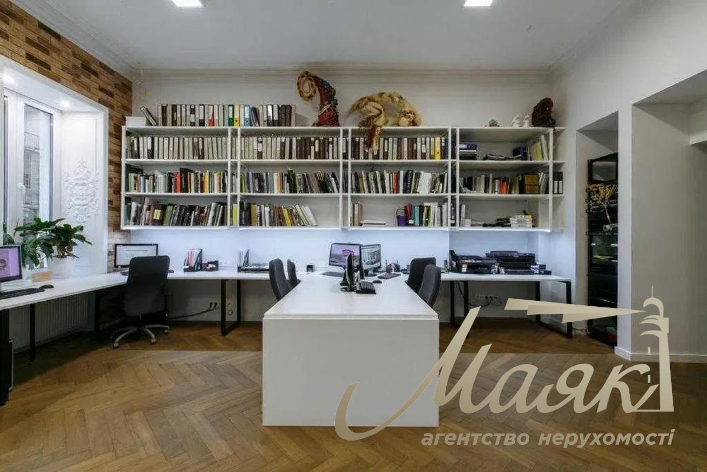 Оренда офісу 220м2 по вул.Шота Руставелі, Площа Українських Героїв