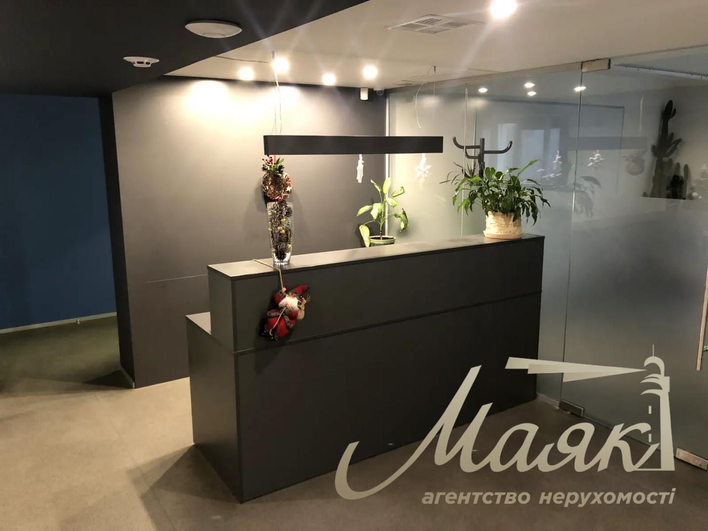 Оренда офісу 275м2 вул.Дмитрівська 56-б, Шевченківський район.