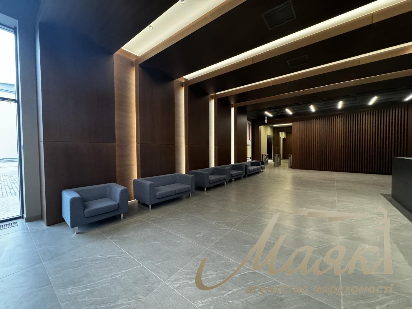 Shell and Core office rental (800-3700m2) Lavrskiy Business Center