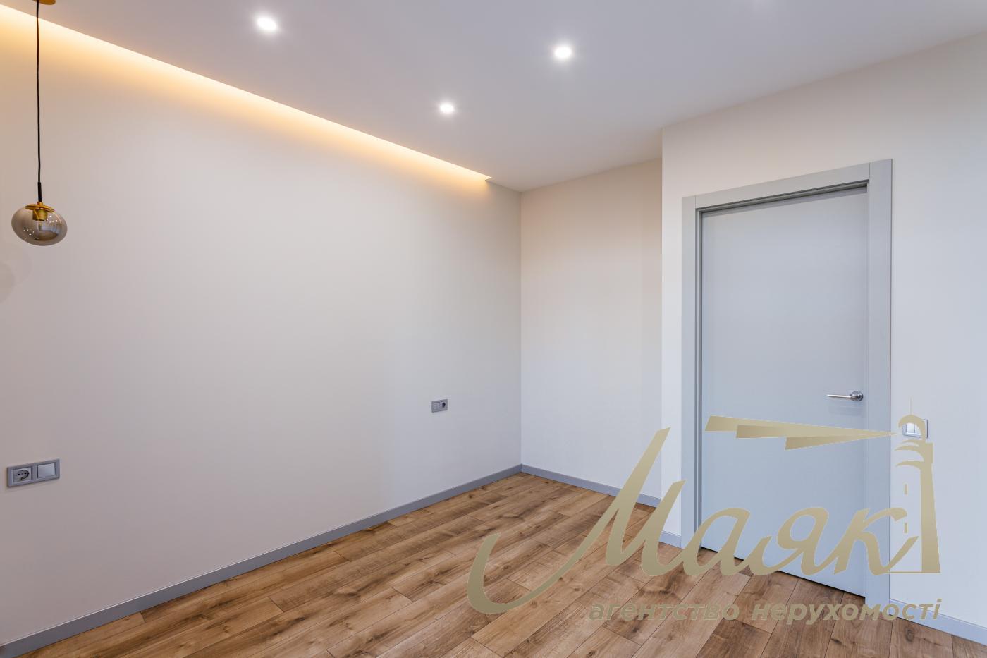 Продаж 3х-кімнатної квартири 86 м2 в ЖК "ЖК RESIDENT Concept House" Володимирська 86а, Київ