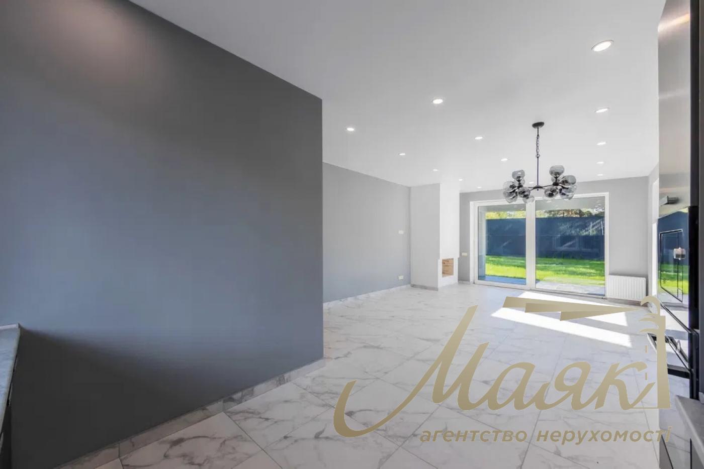 Sale of house in Kozin