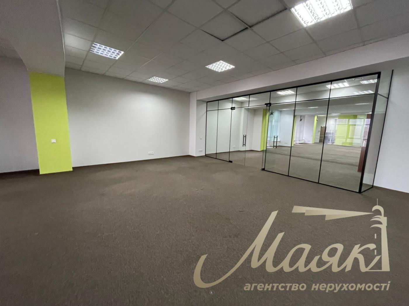 Оренда офісу 460м2 в БЦ Хвиля по вул.Коновальця 36-Д