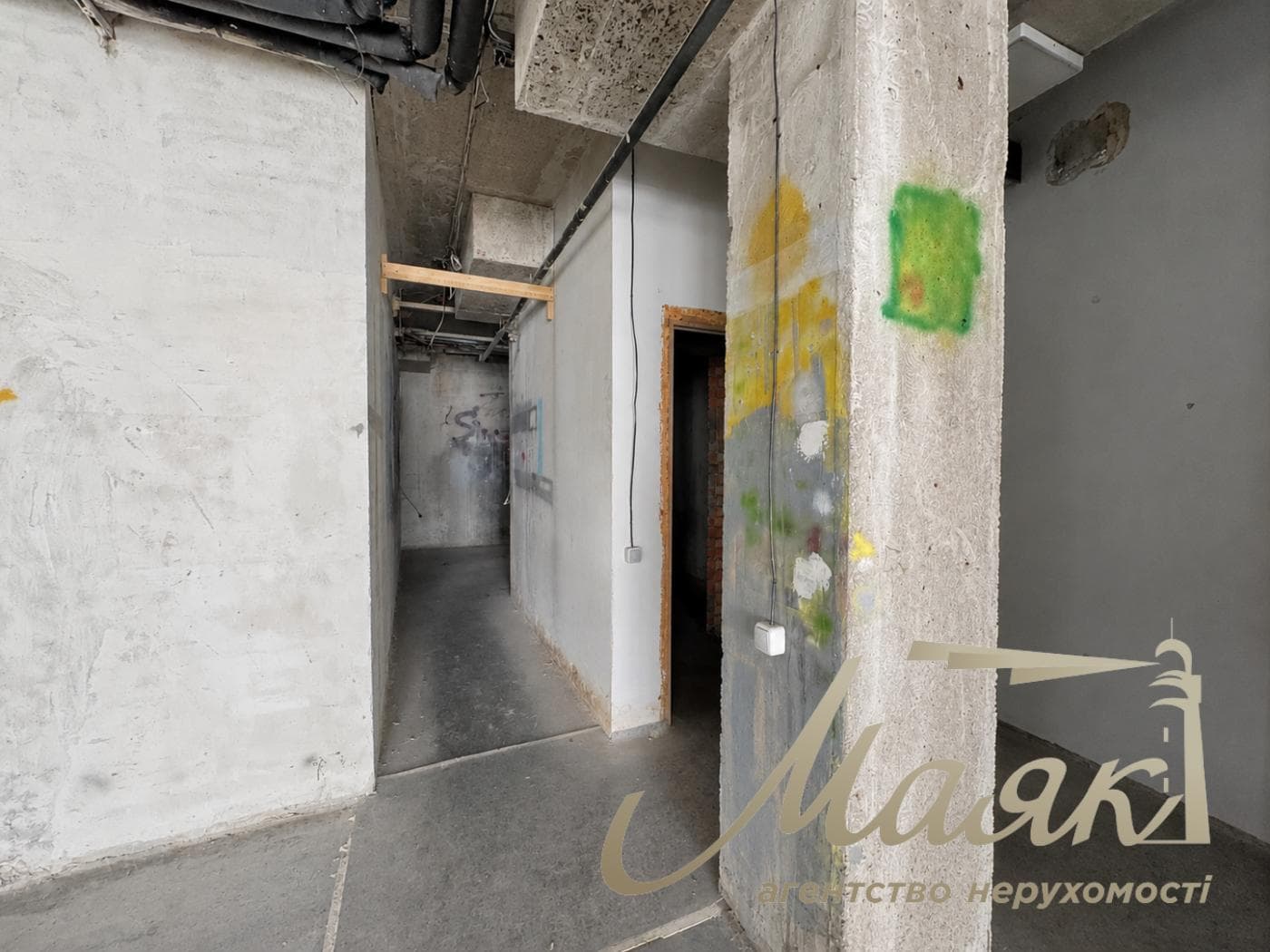 Продаж фасаду 215м2, Новопечерські Липки, Драгомирова, 20А