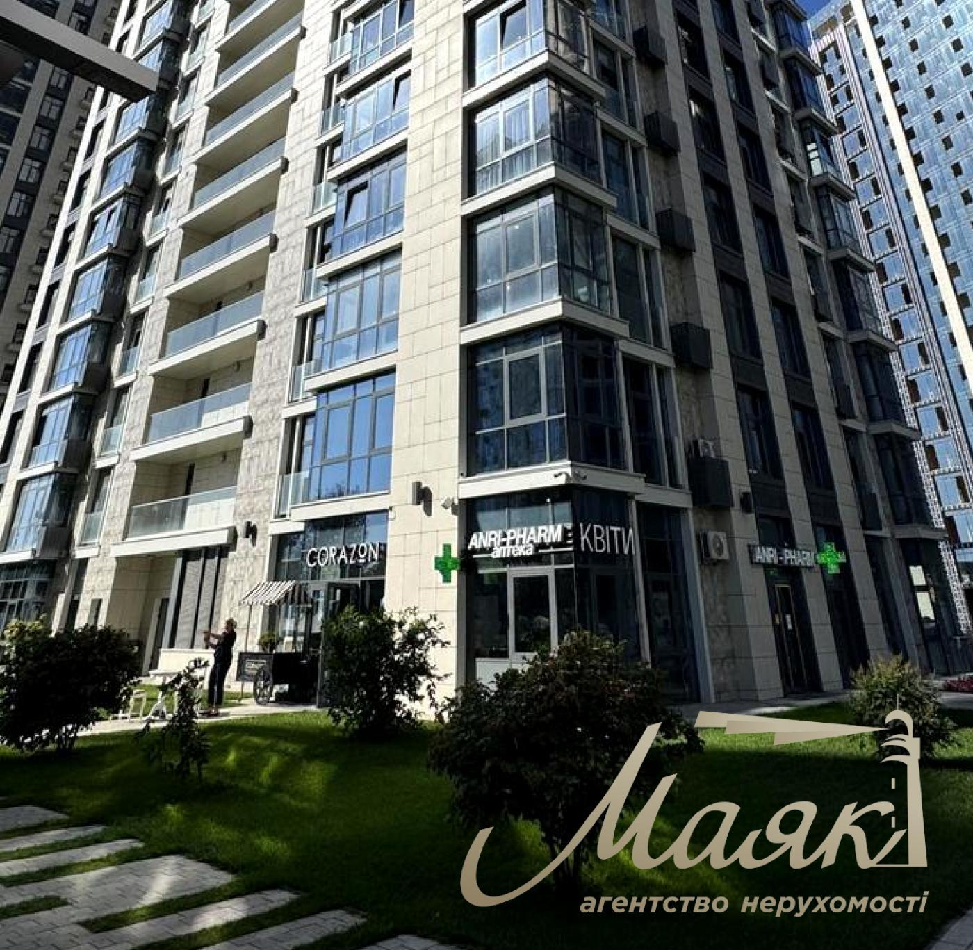 Rent front commercial premise 112m2 LCD "Novopecherskie Lipki" Andriy Verkhoglyada str.19-A, Kiev