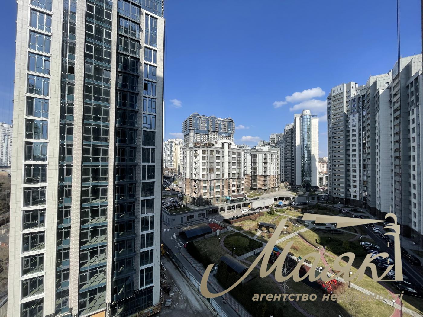 Продаж 4-х кімнатної квартири, 155 м2 в ЖК Новопечерські Липки Драгомирова