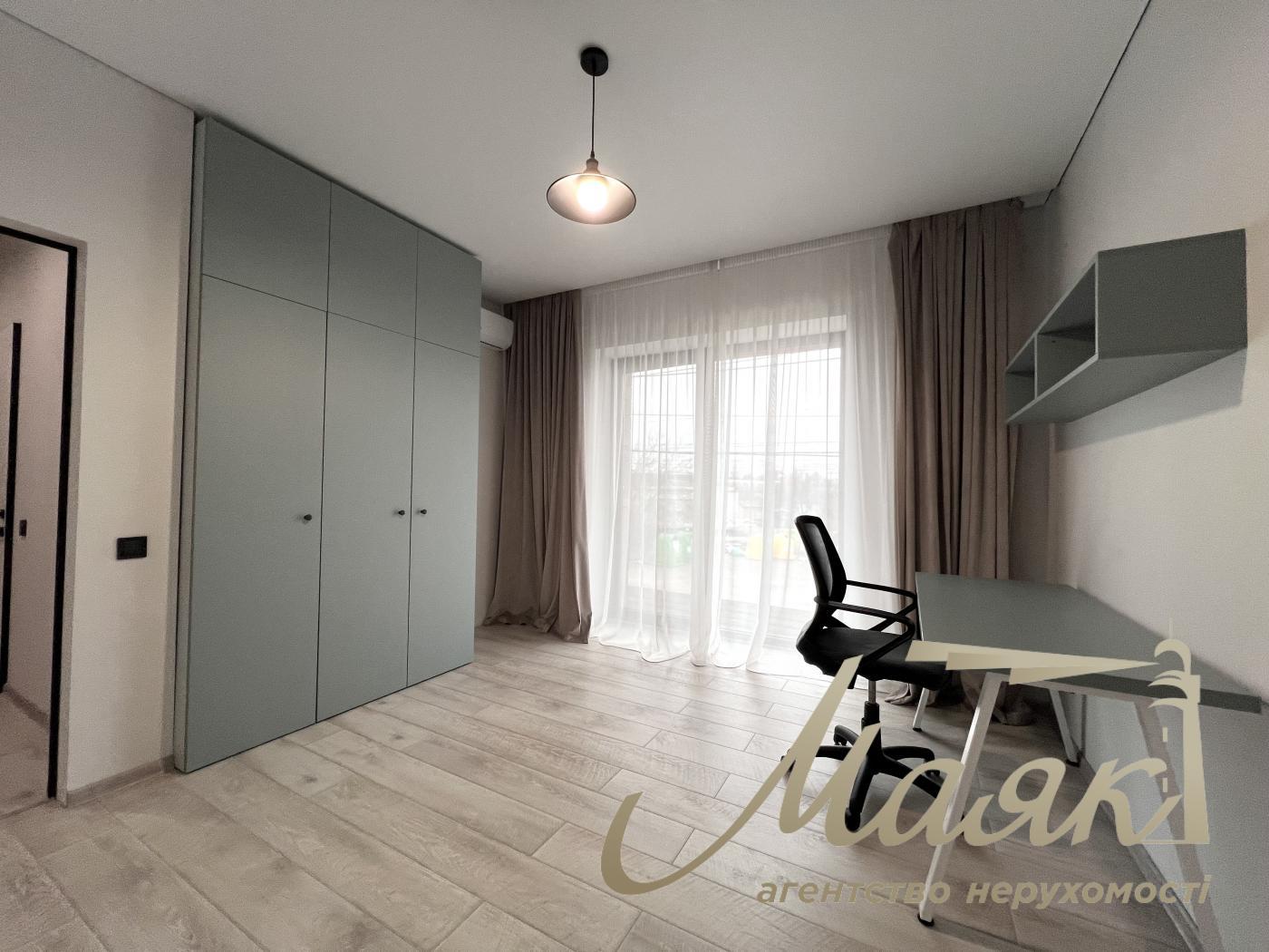 Rent 2-storey house 157m2, Goloseevsky district