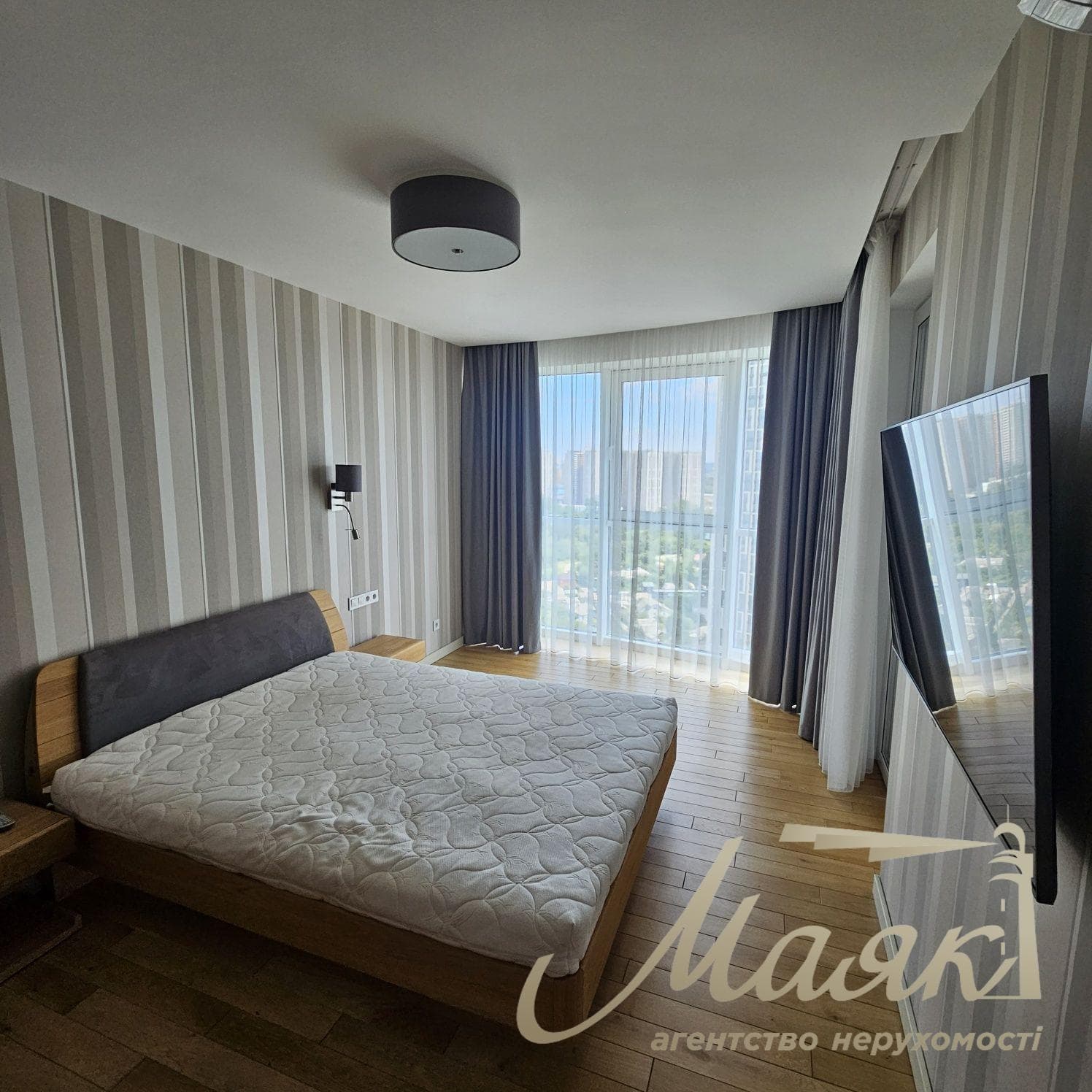 Продаж 4-кімнатної квартири, 1є18 м², ЖК «Зарічний»