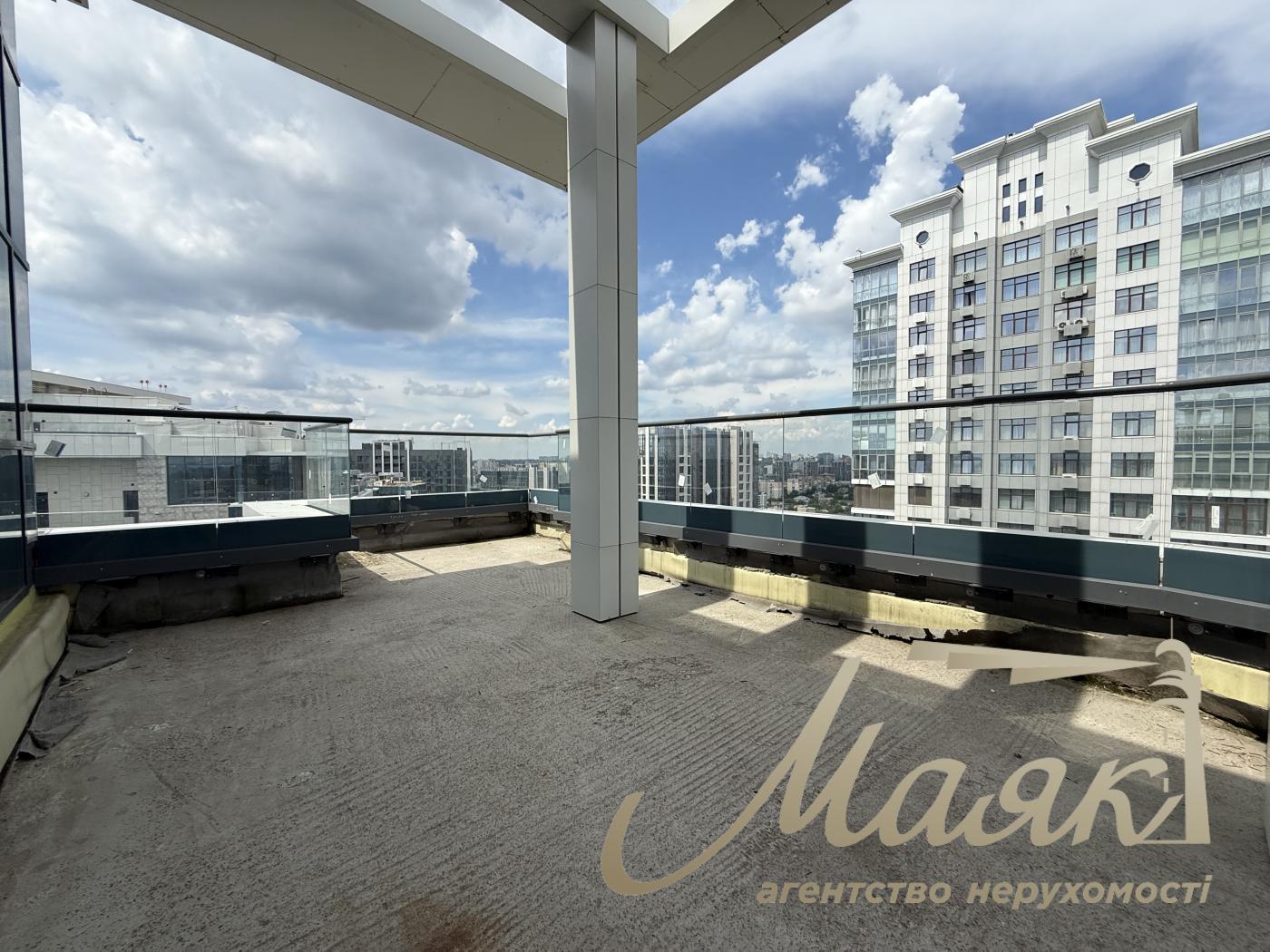 Sale of apartment/penthouse with view in residential complex Novopecherskie Lipki, Andreya Verkhoglyada street, Pechersky district, Kyiv