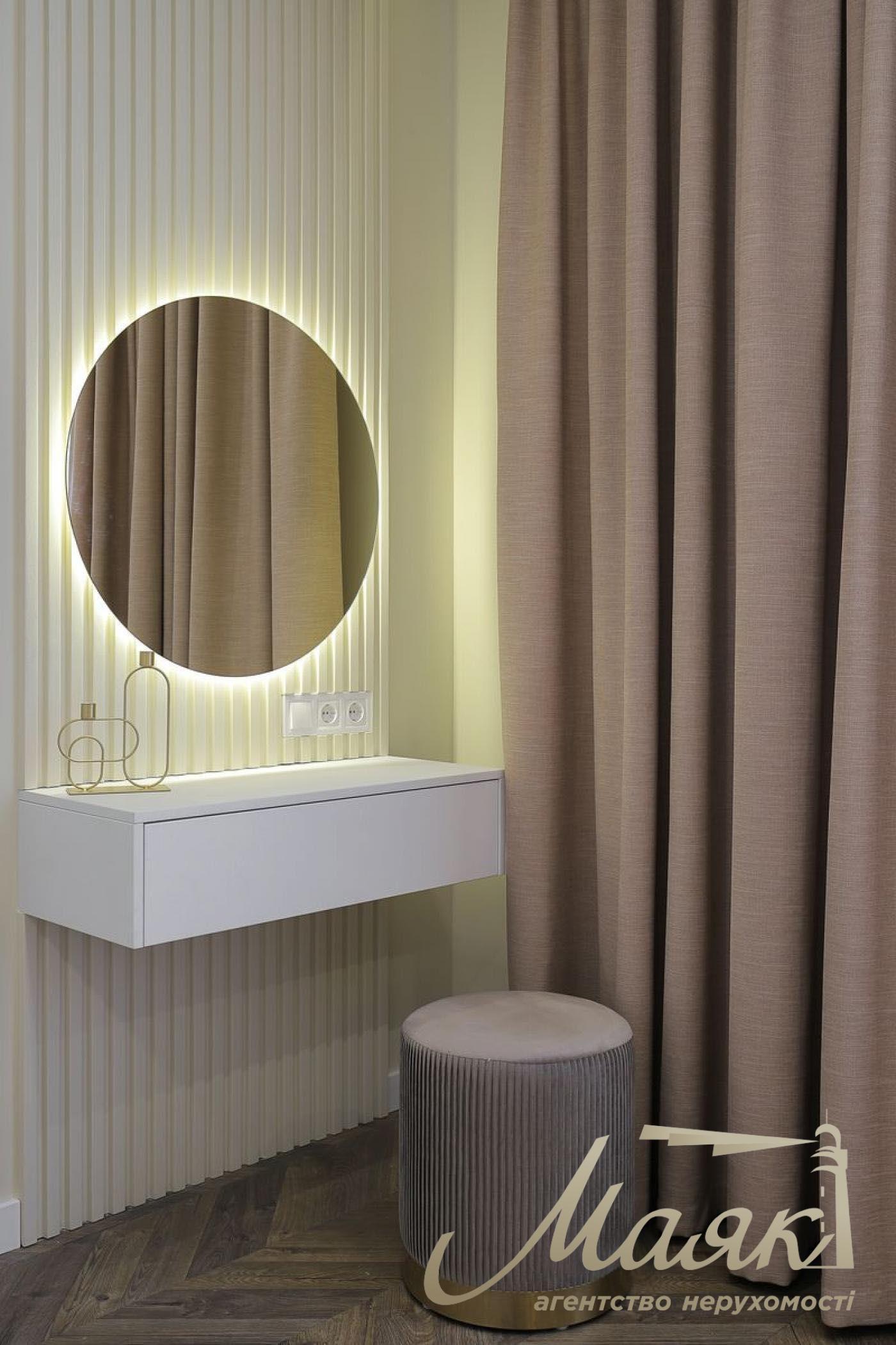 For sale 1 bedroom apartment, LCD Novopecherska Vezha, Pecherskyi district, Kyiv