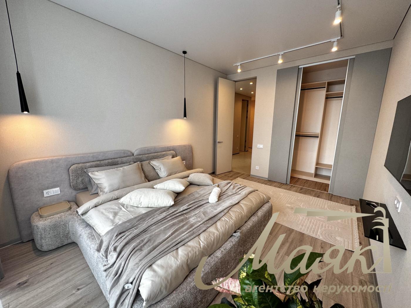 Продажа квартиры 65 кв.м в ЖК Бульвар Фонтанов|Печерск