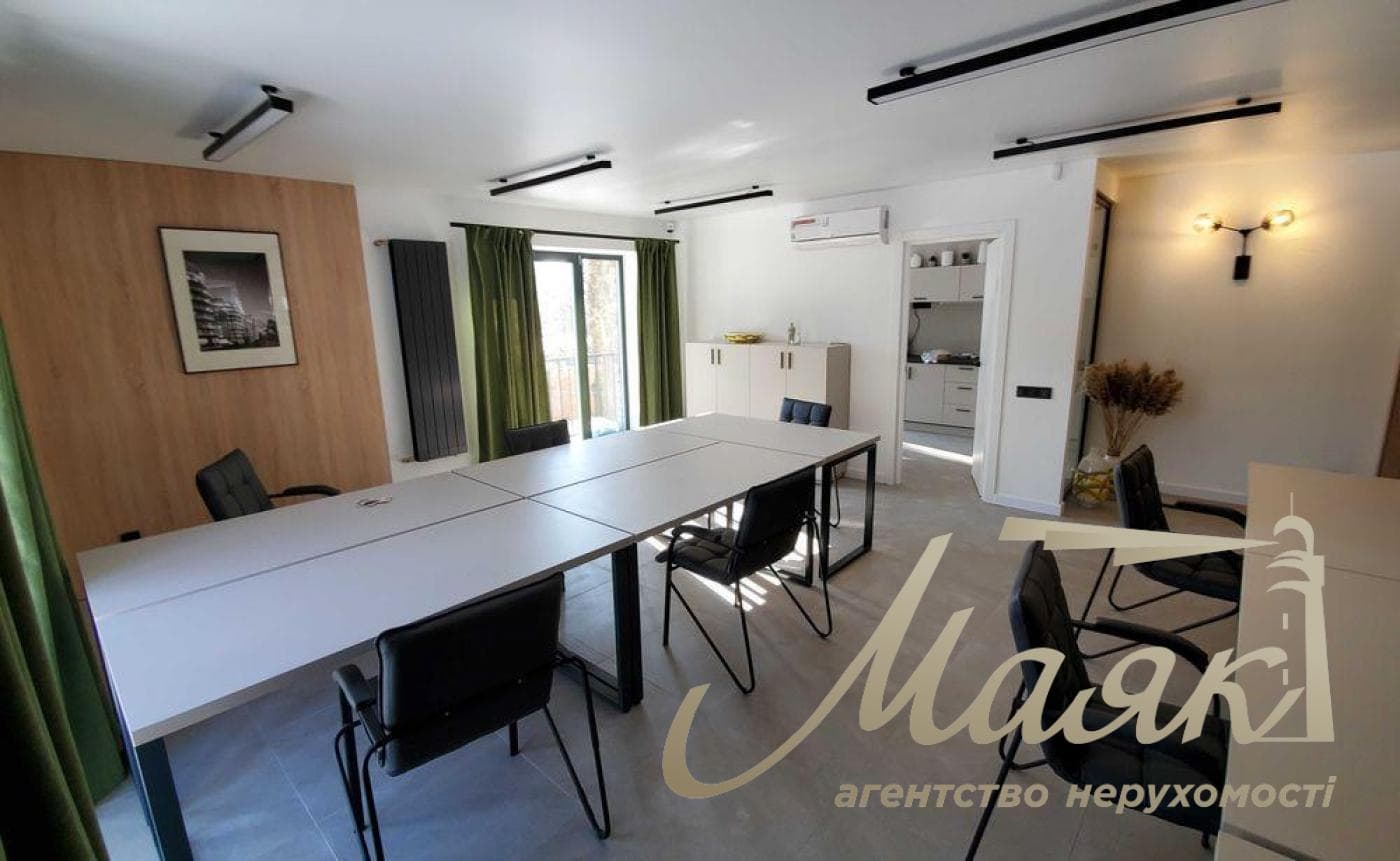 Аренда офиса 100 м.кв. Фортечный тупик, Печерск, Центр
