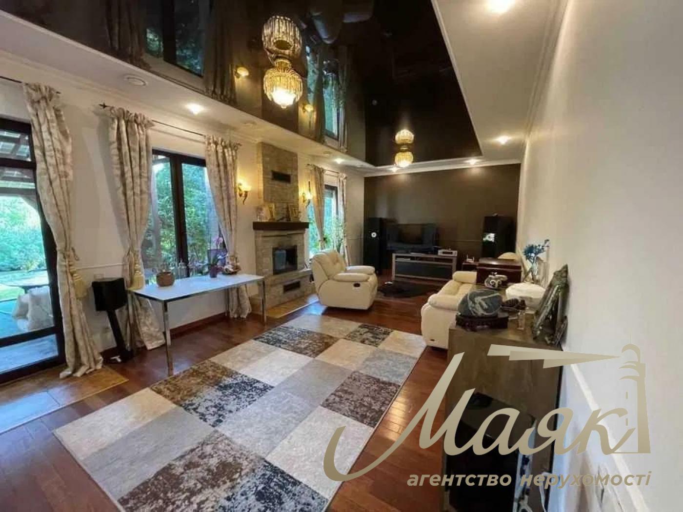 Sale of a 2-storey house 290m2 in the village of Novye Bezradichi