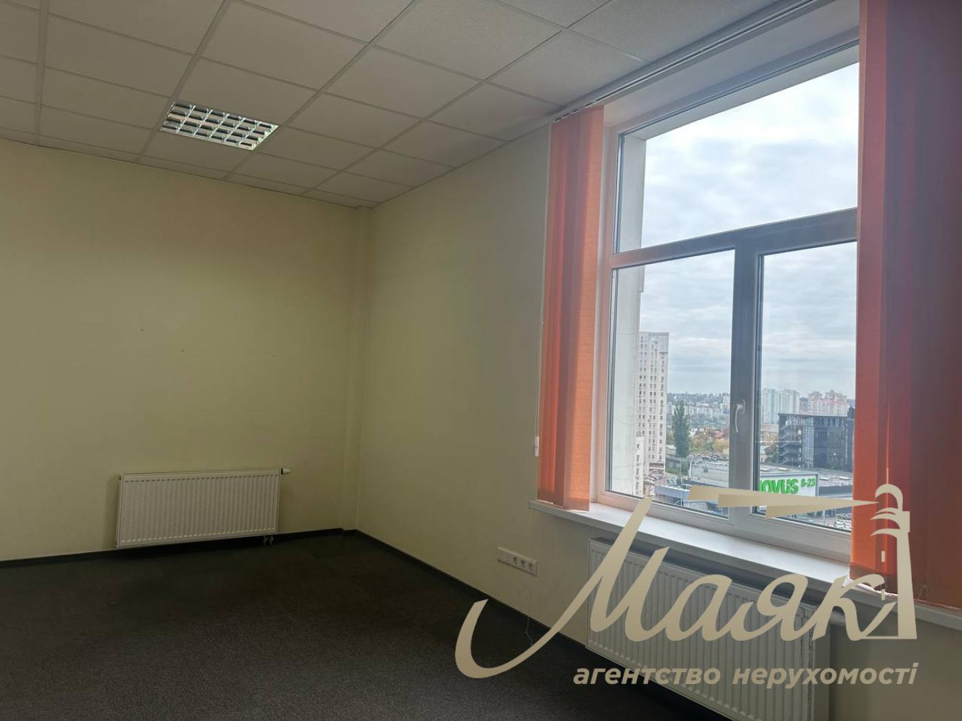 Оренда офісу 914м2 по вул.Міхновського, Звіринецька