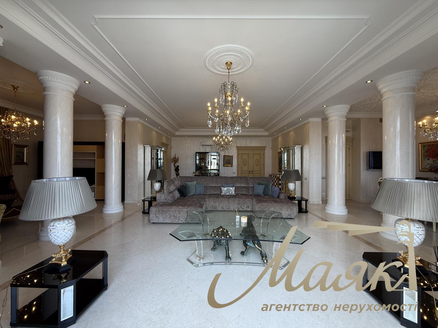 Аренда видовой 3к квартиры 245 кв. м на ул. Паторжинского 14, Центр, Шевченковский район