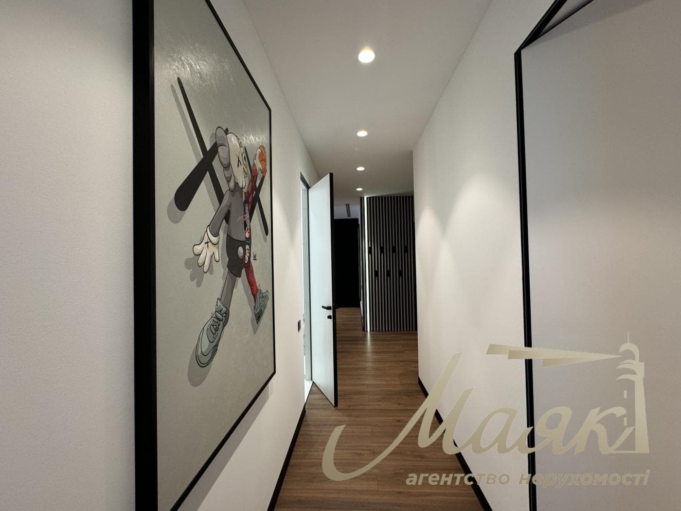 Продажа 3к квартиры 150м2 в ЖК Новопечерские липки, Драгомирова 17, Печерск, Киев