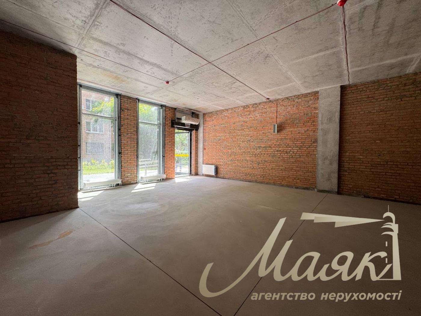 Оренда фасадного 110м2 приміщення ЖК Трініті вул. Тютюнника, 39/2