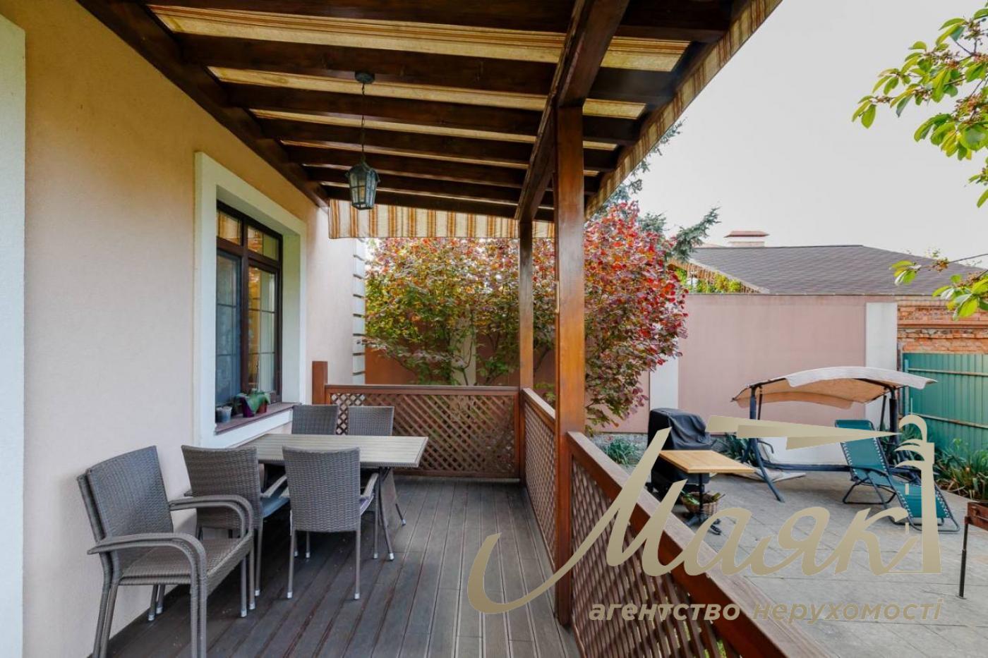 Аренда 2-х этажного дома 240м2, Голосеевский район, Чапаевка.