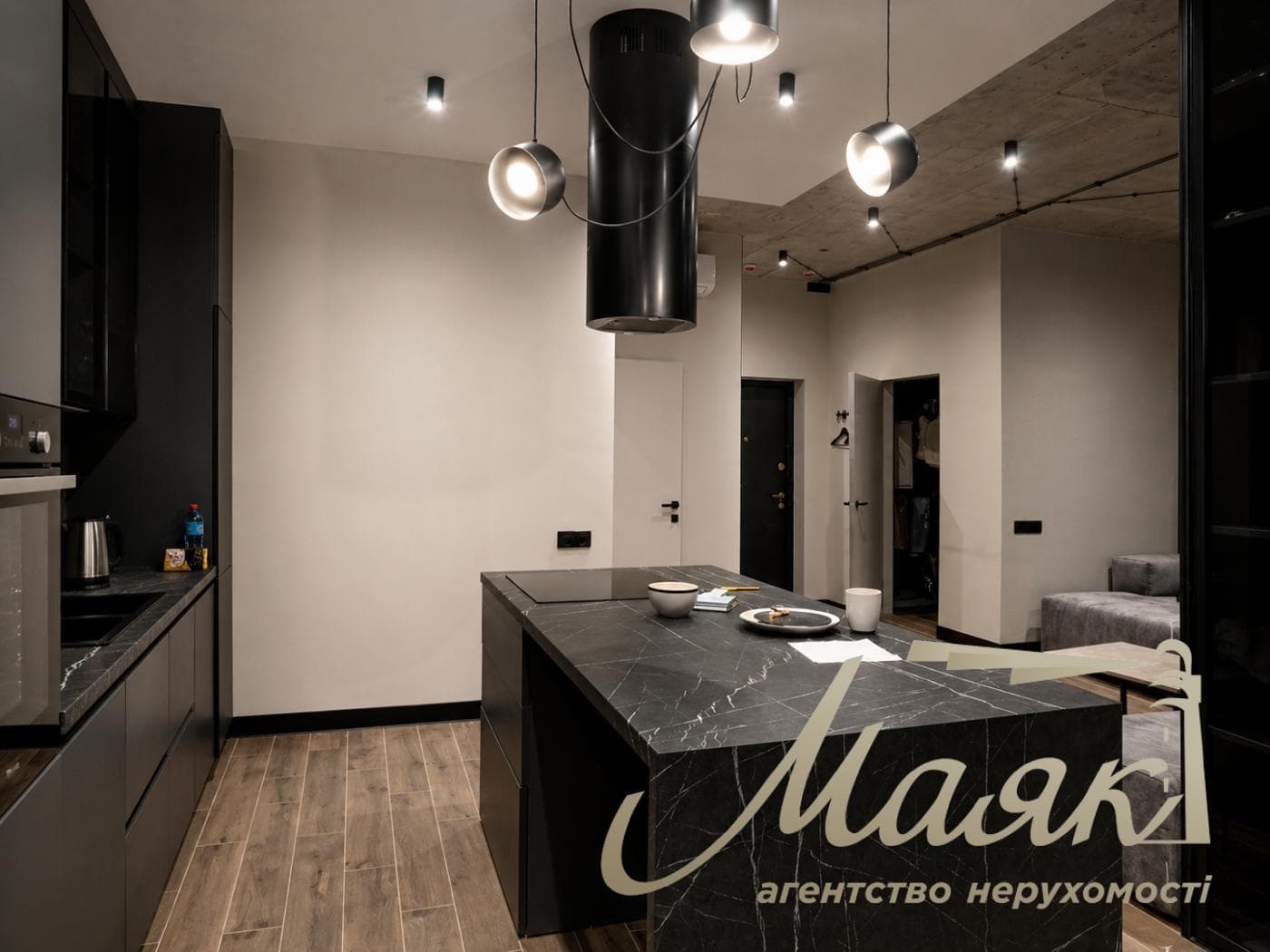 Rent 3-room apartment in LCD Yaroslaviv Grad, 82m², Lvivska ploschad, Center, Kyiv