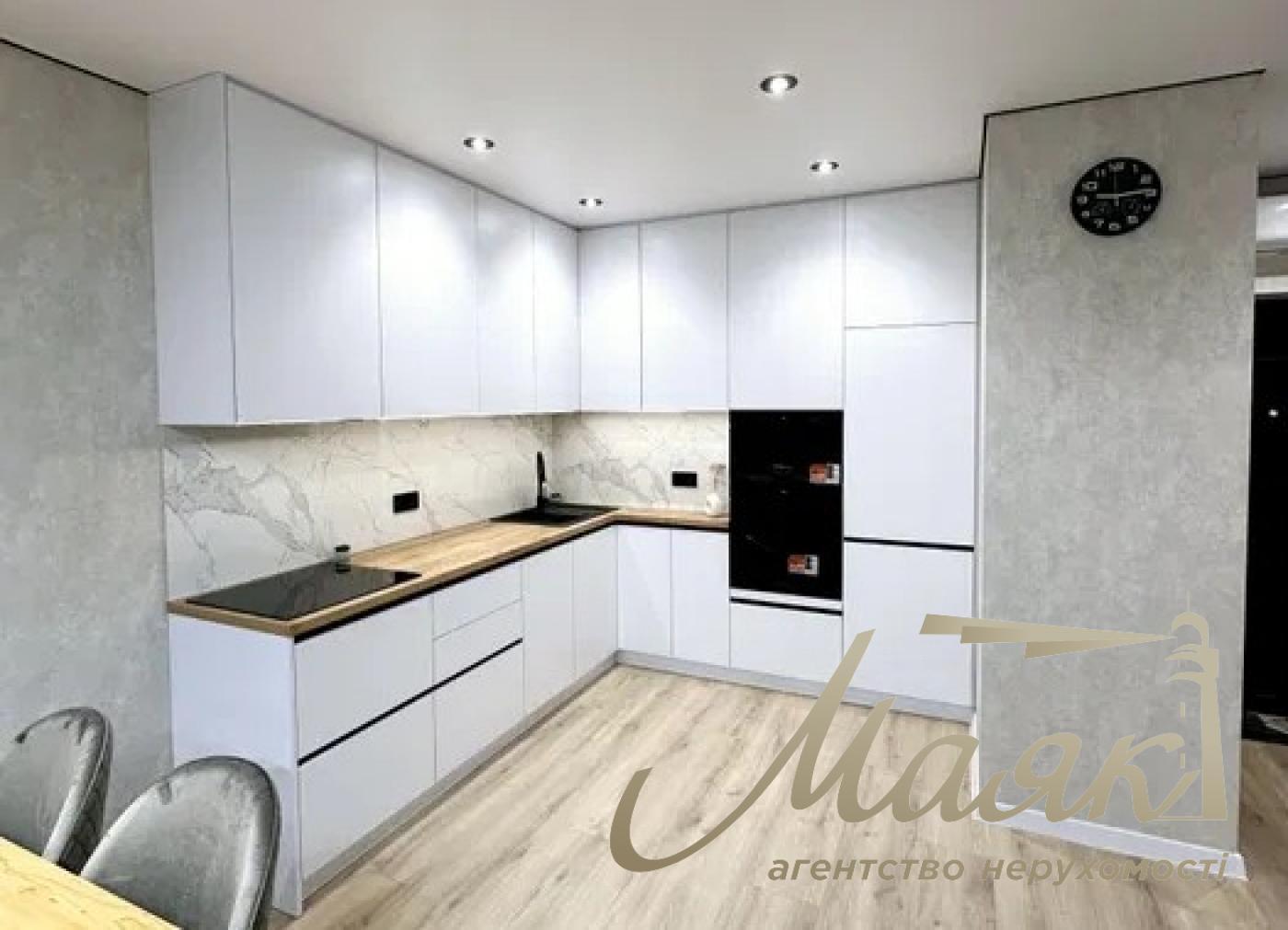 Продажа 1-комнатной квартиры ЖК Варшавский-2, Виноградарь