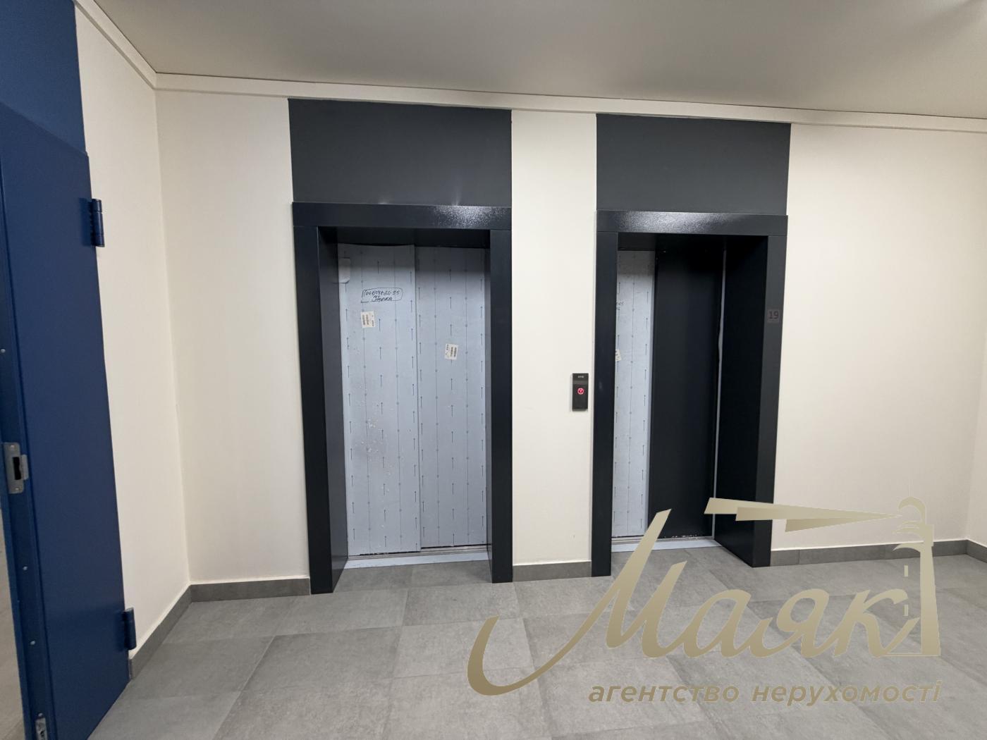 Продаж 2-кімнатної квартири з видом на Дніпро в ЖК GREAT, Осокорки, Київ.