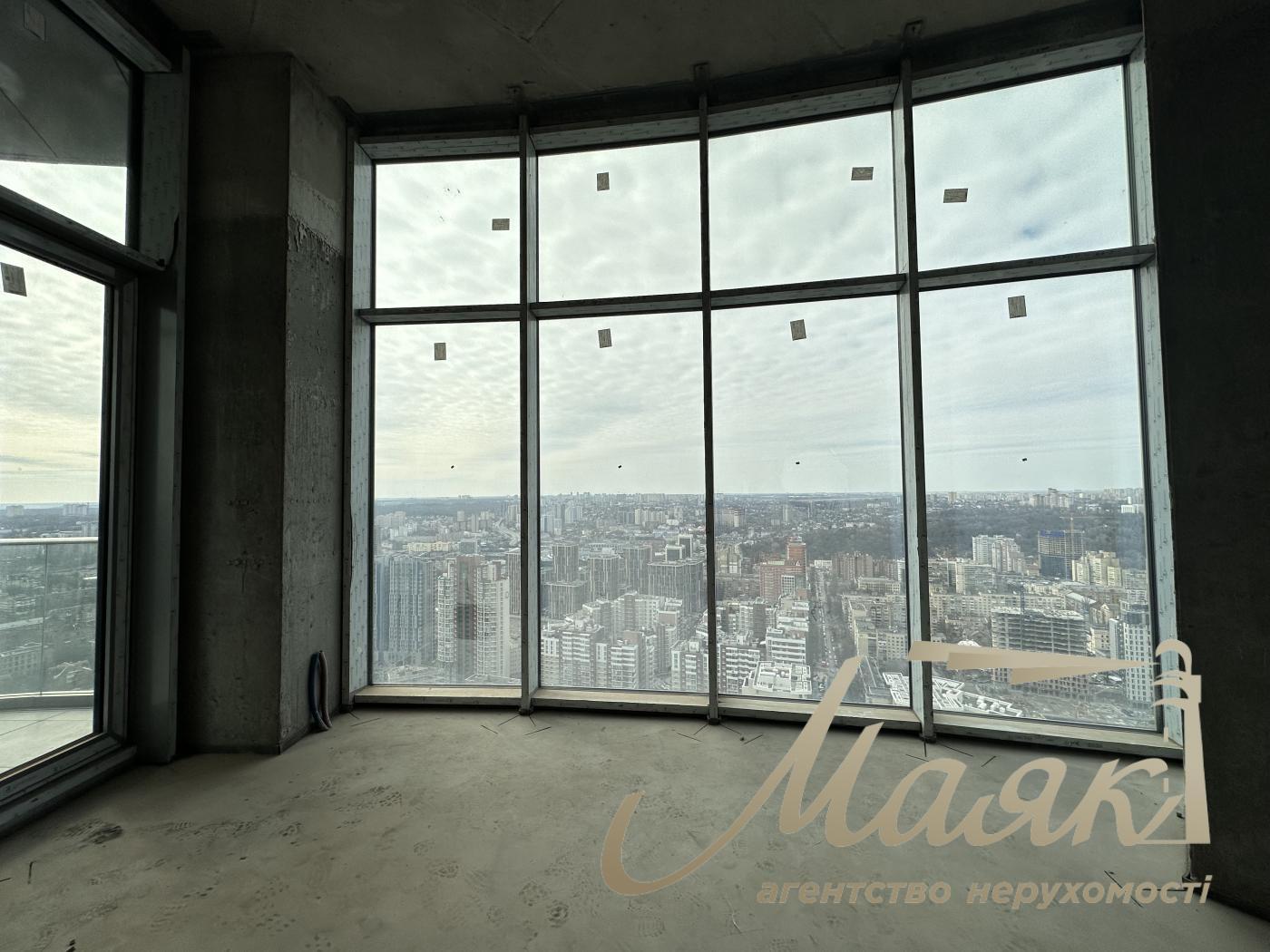 Продаж пентхауса 195м2 у ЖК Taryan Towers