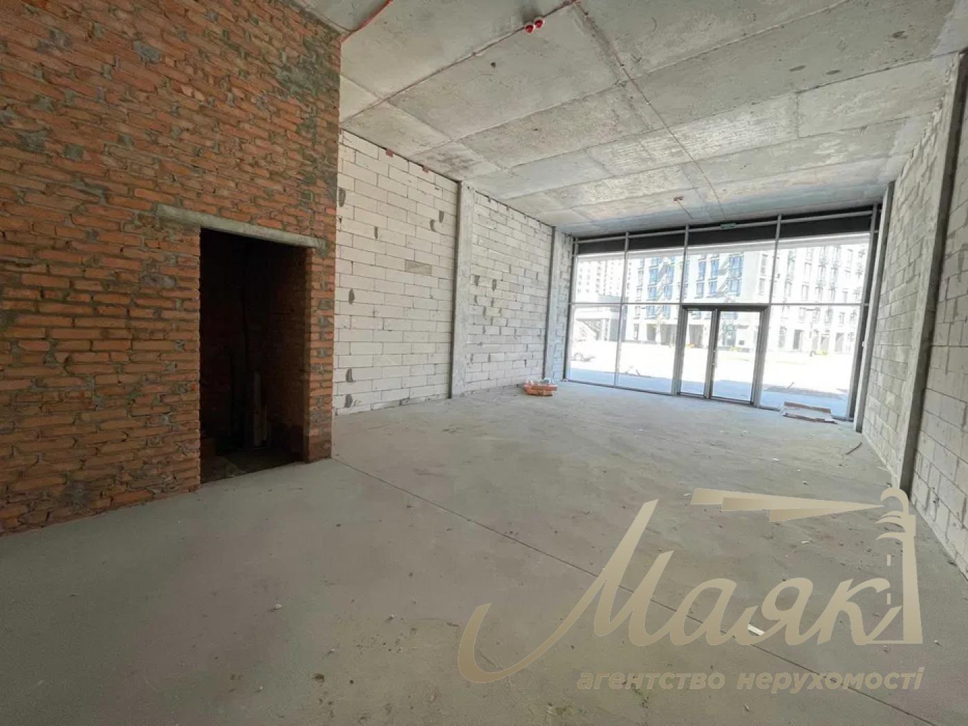 Rent of facade 57 sq.m in residential complex Varshavsky 3