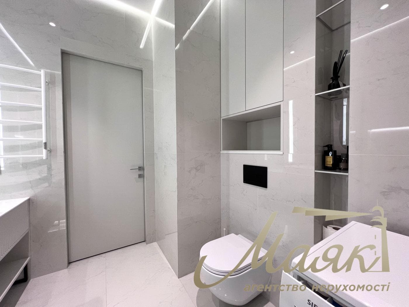 Продаж 1-кімнатної квартири з гарним видом (58,4 м²) у ЖК «Riverstone», вул. Дніпровська Набережна, 10-Д