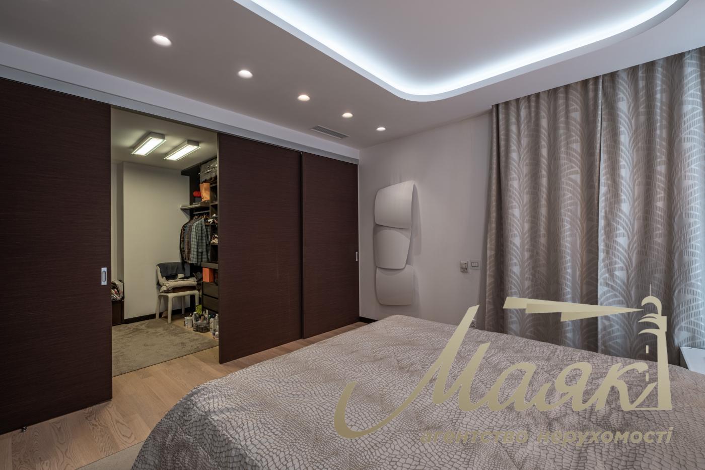 Продажа квартиры 152 м2 ЖК Riviera Riverside, Раисы Окипной 18