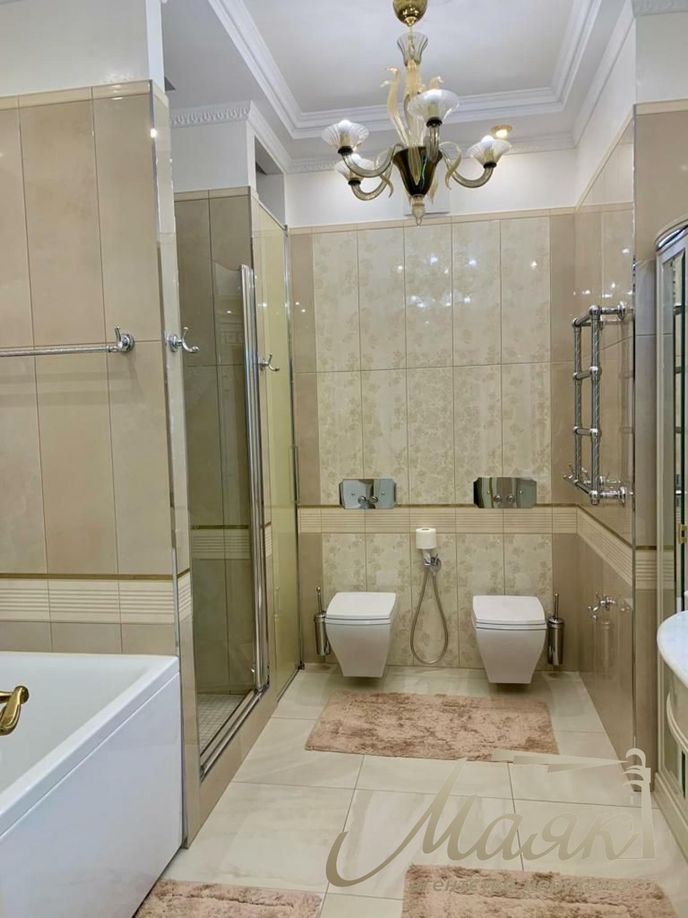 Продаж 4к квартири бульвар Лесі Українки, Печерськ