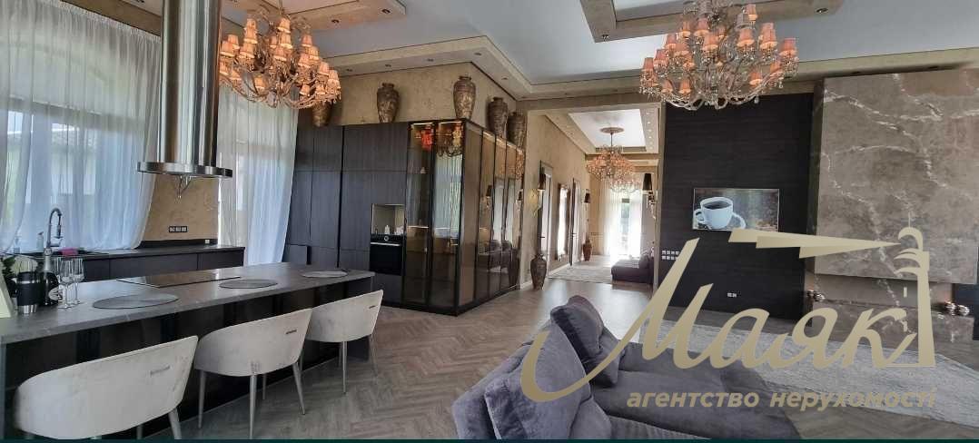 Оренда автономного будинку 250м2 Віта-Поштова, 15хв від Печерська