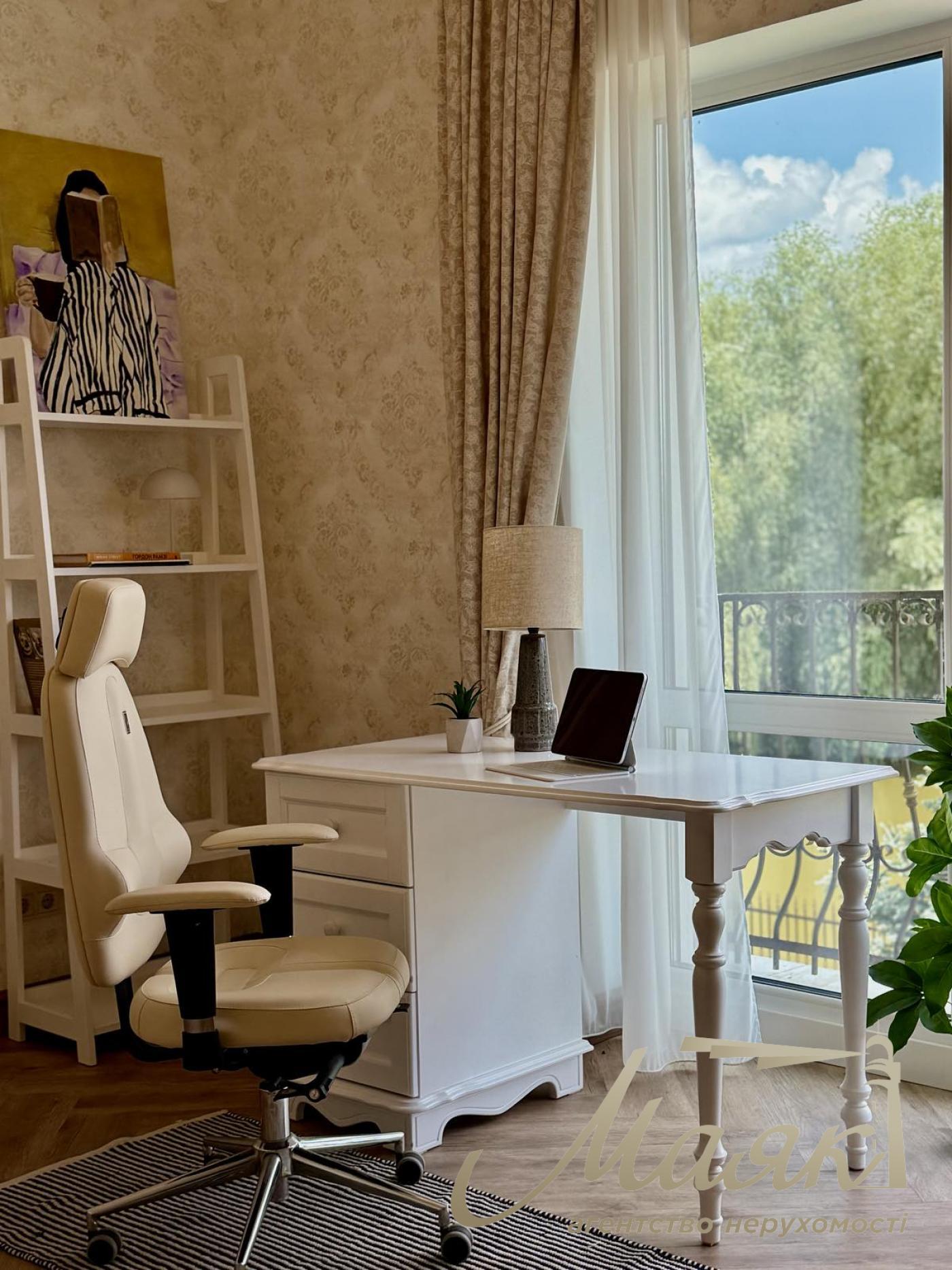 Продаж будинку в КМ Розкішне, село Романків, Обухівська траса