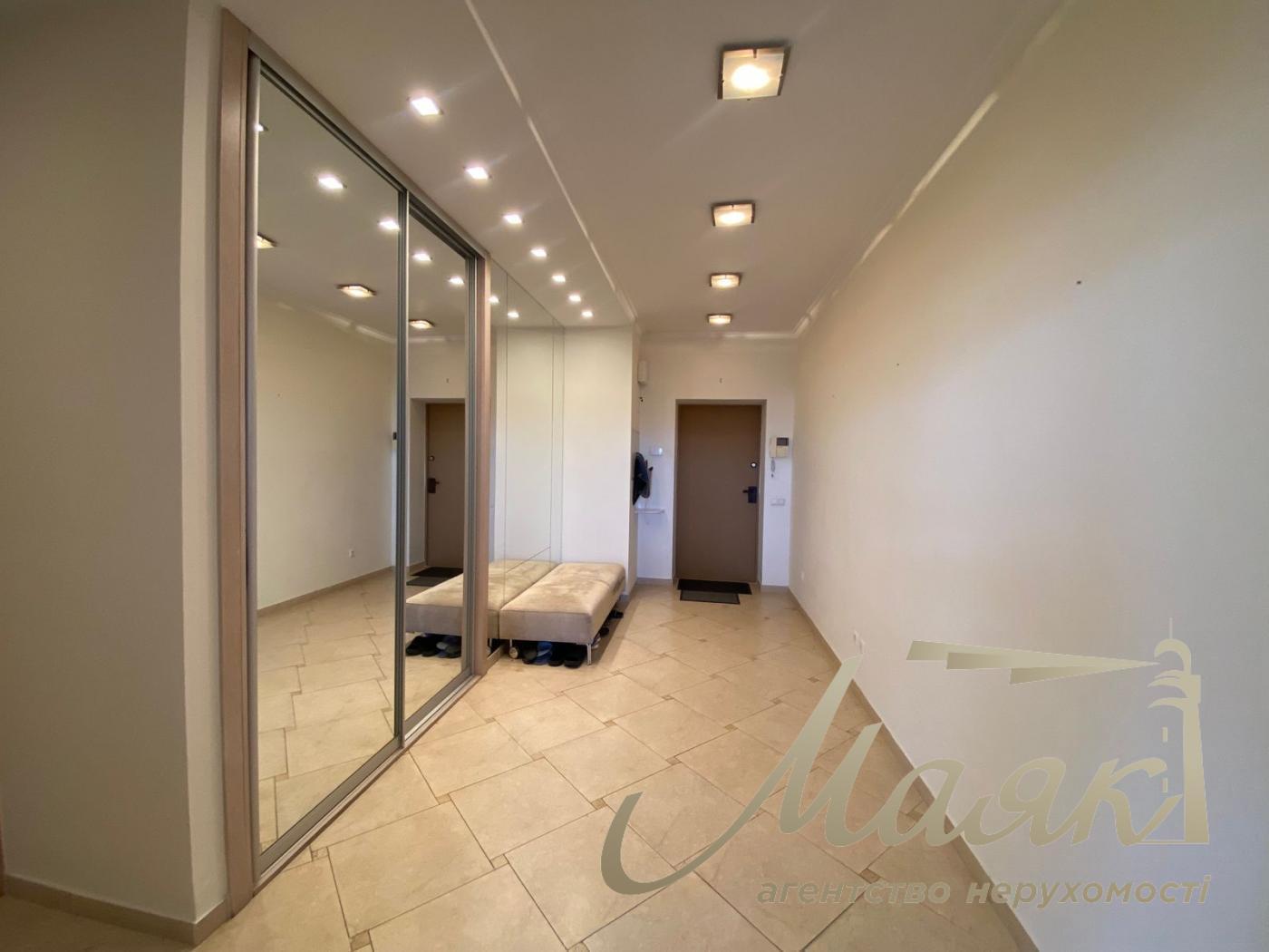 Оренда офісу 216 м2 на бульвар Тараса Шевченка, Центр