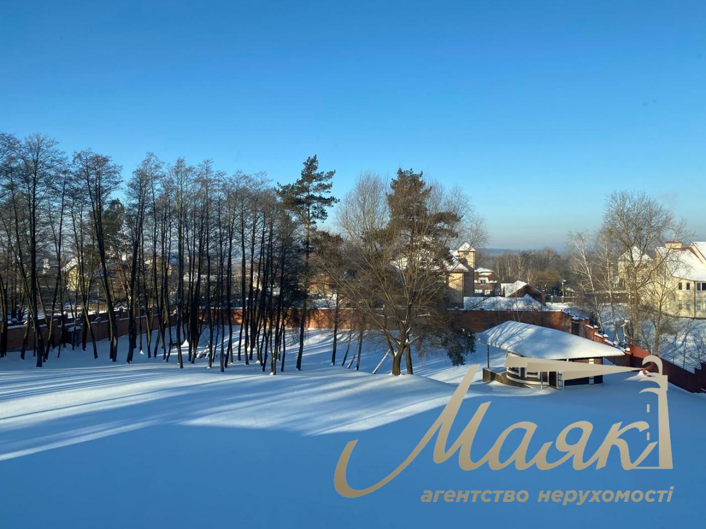 House for sale 1000 m2 Gostomel