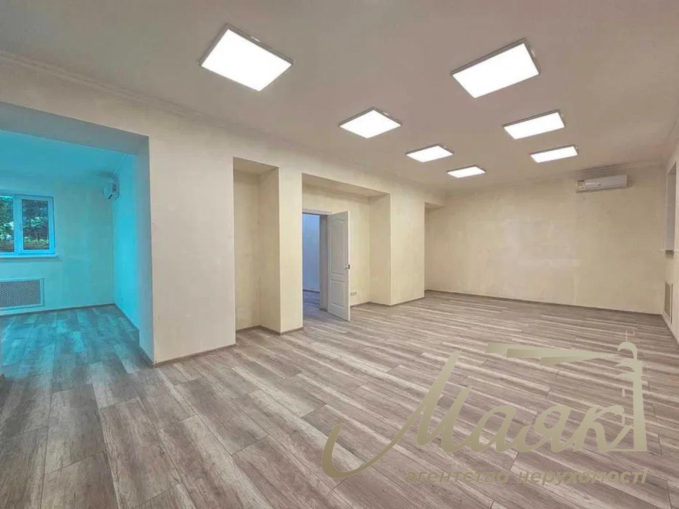 Аренда фасадного помещения 130 м.кв., Грушевского, Арсенальная